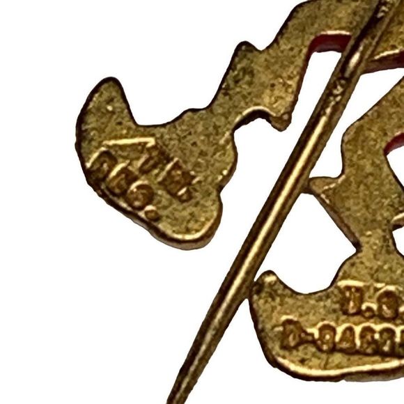 Reddy Kilowatt Lapel Pin, Ca. 1955 - Main Memory Network - Picture 2 of 4